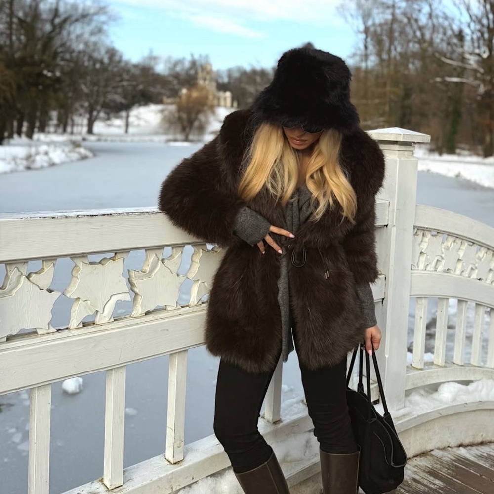 Luxurious Brown Faux Fur Coat jacket oversized fit warm winter jacket - Picture 2 of 9